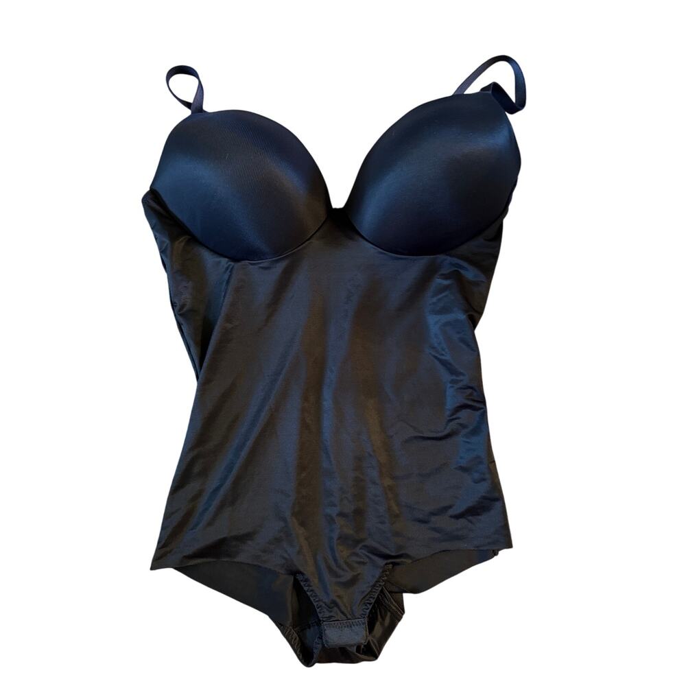 ASSETS BY SPANX SHAPING CUPPED BODYSUIT - LARGE